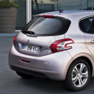 Бампер задний грунт в цвет кузова Peugeot 208 (2012-)